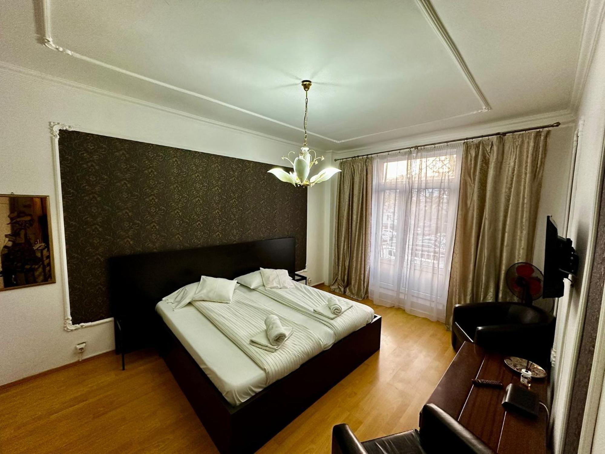 Garsoniera Ultracentral Apartman Bákó Kültér fotó